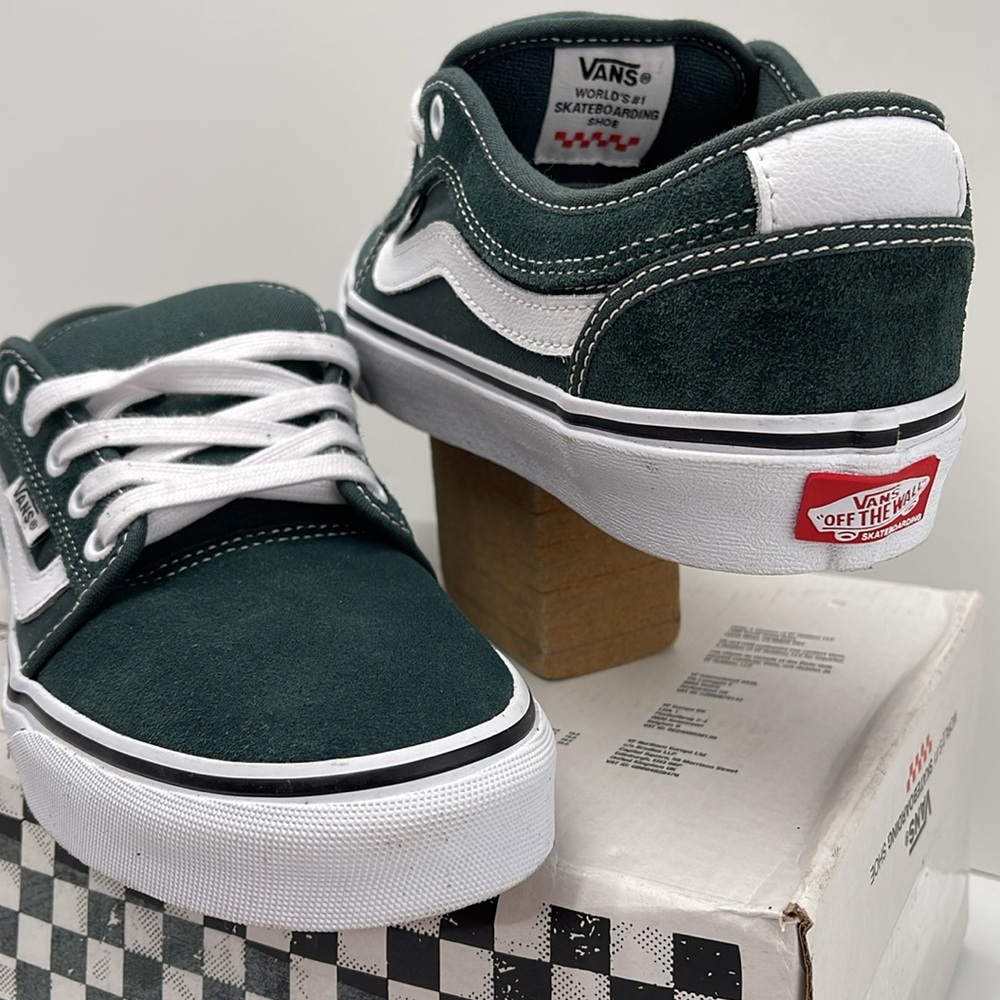Vans Men’s Kyle Walker
Navy/Stv Navy
VN0A5JIENGJ
Sneakers - Picture 9 of 16